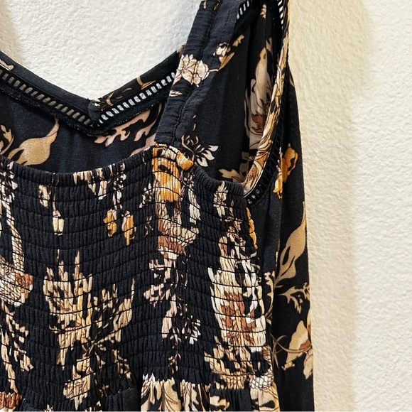 Spell & The Gypsy Rosa Floral Maxi Sundress in Coal Size Medium - Picture 10 of 14